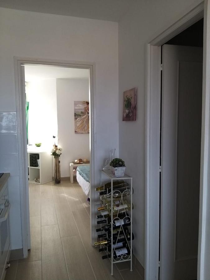 Neu Renoviertes, Huebsches Und Gemuetliches Appartement Mit Balkon Und Meerblick Costa De Antigua Exterior photo