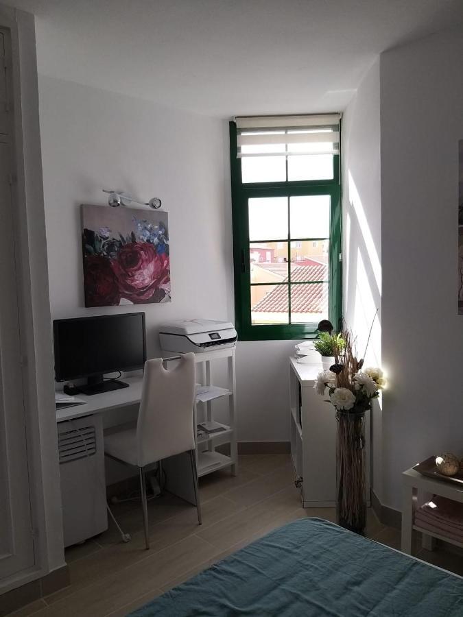 Neu Renoviertes, Huebsches Und Gemuetliches Appartement Mit Balkon Und Meerblick Costa De Antigua Exterior photo